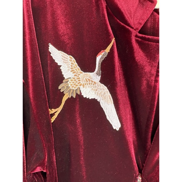 Japanese‎ Wine Velvet Women Embroidery Crowned Crane Kimono Bathrobe Sz L - Picture 3 of 9